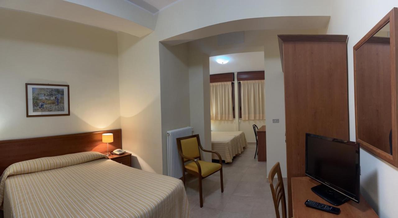 Il Nocchiero City Hotel Soverato Marina Luaran gambar